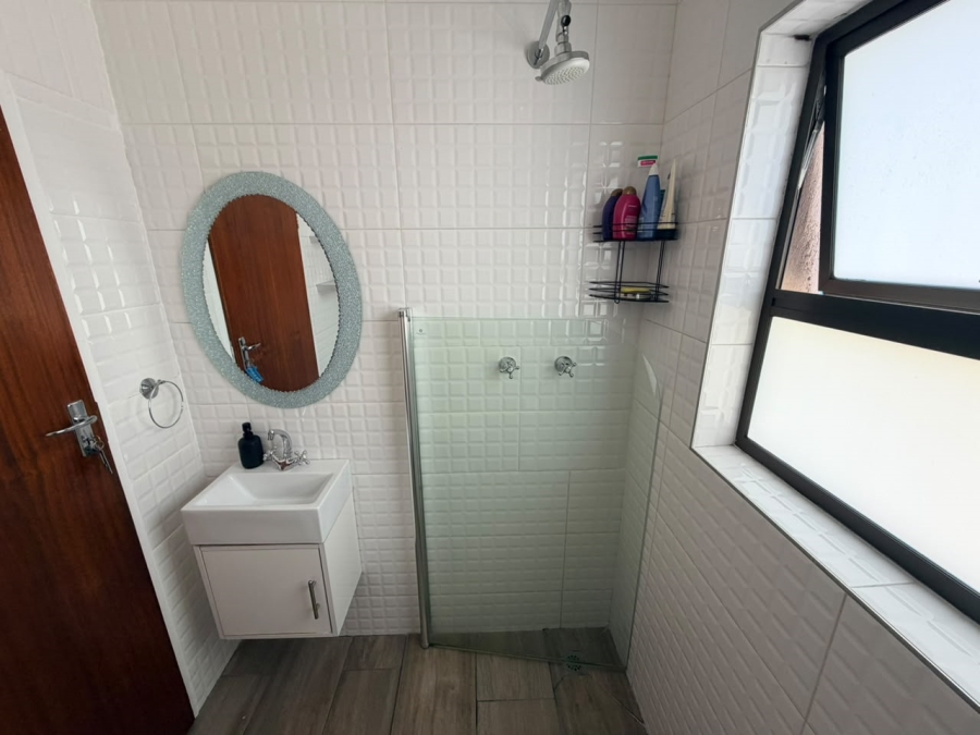 To Let 2 Bedroom Property for Rent in St Michaels Western Cape